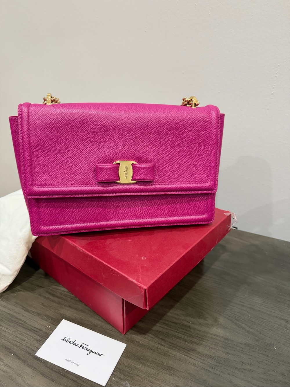 Salvatore Ferragamo Fuchsia Leather Vara Bow Shoulder Bag